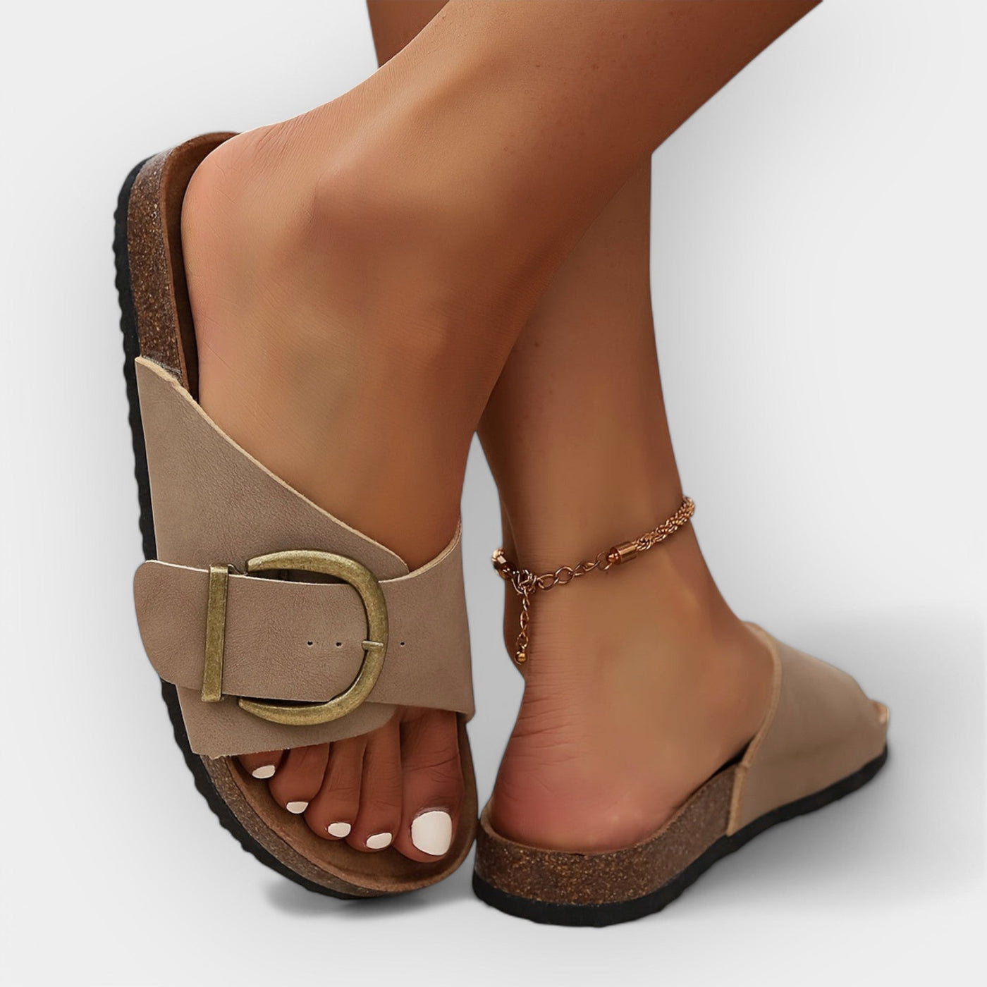 Anatomic sandals with a summery finish