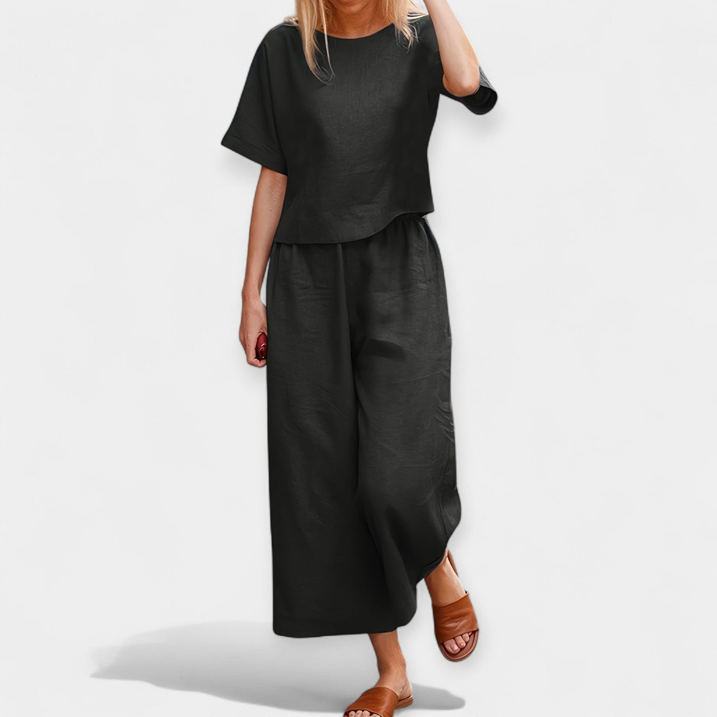 Airy short-sleeved trouser set