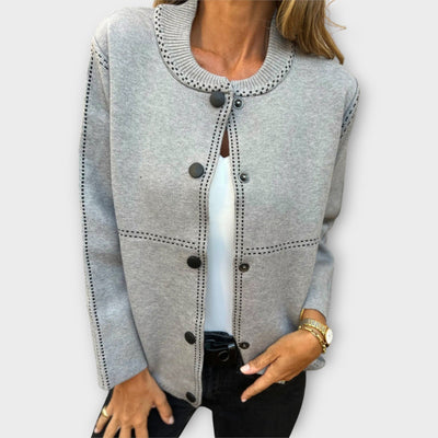 Elegant and discreet blazer