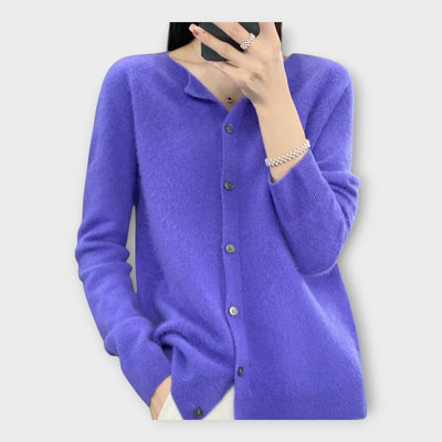 Elegant buttoned cardigan