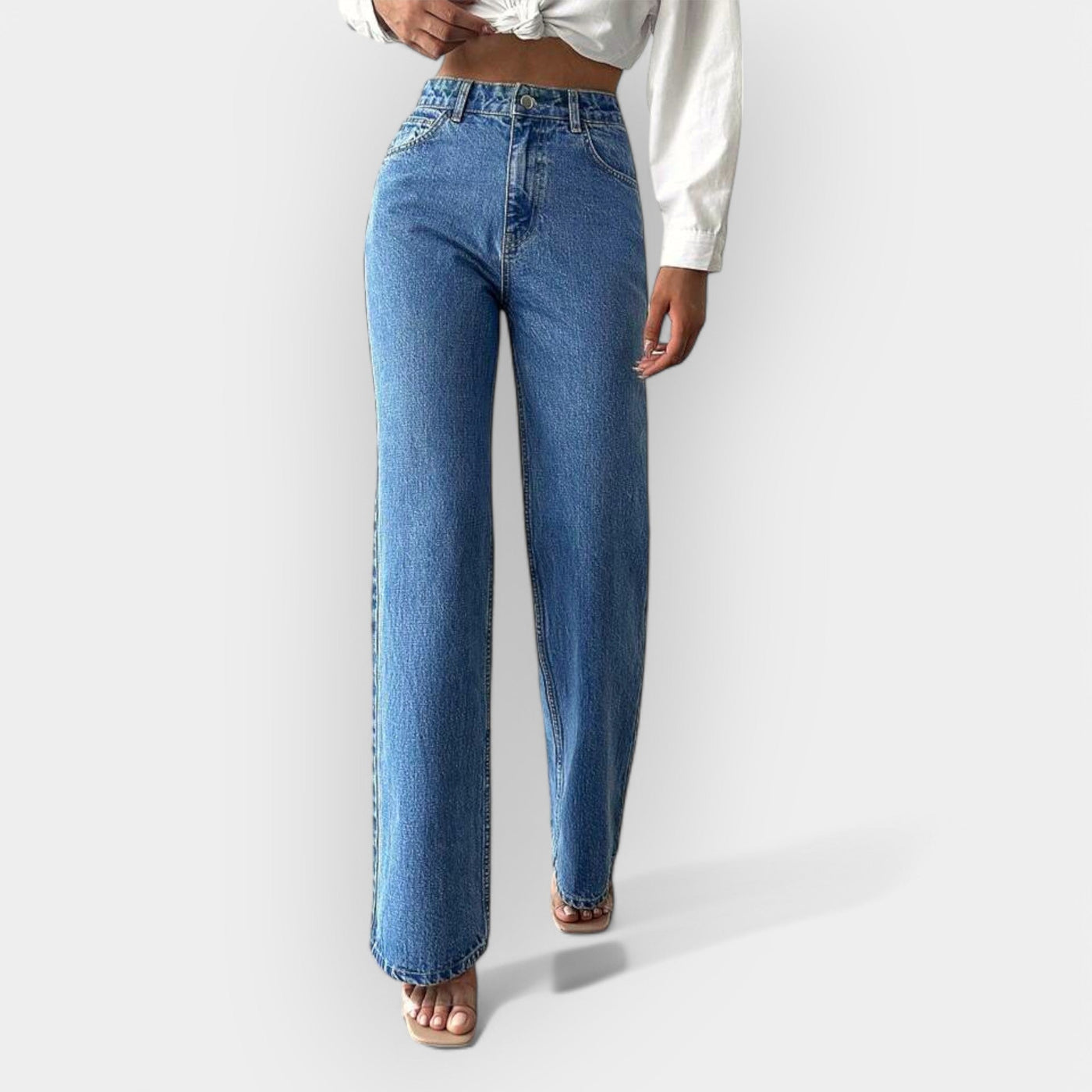 High-waisted wide trousers