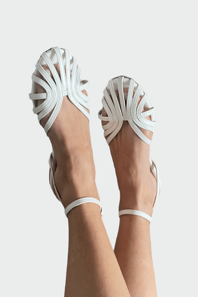 Sandals with metal straps