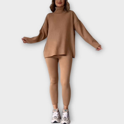 Knitted set with a modern aesthetic