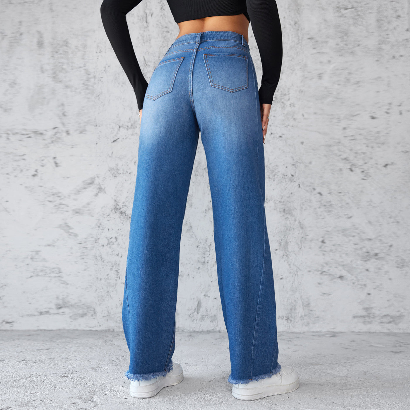 High-rise jeans with wide legs