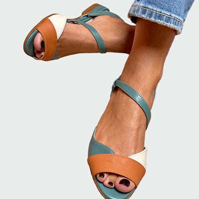 Sandals with colorful details