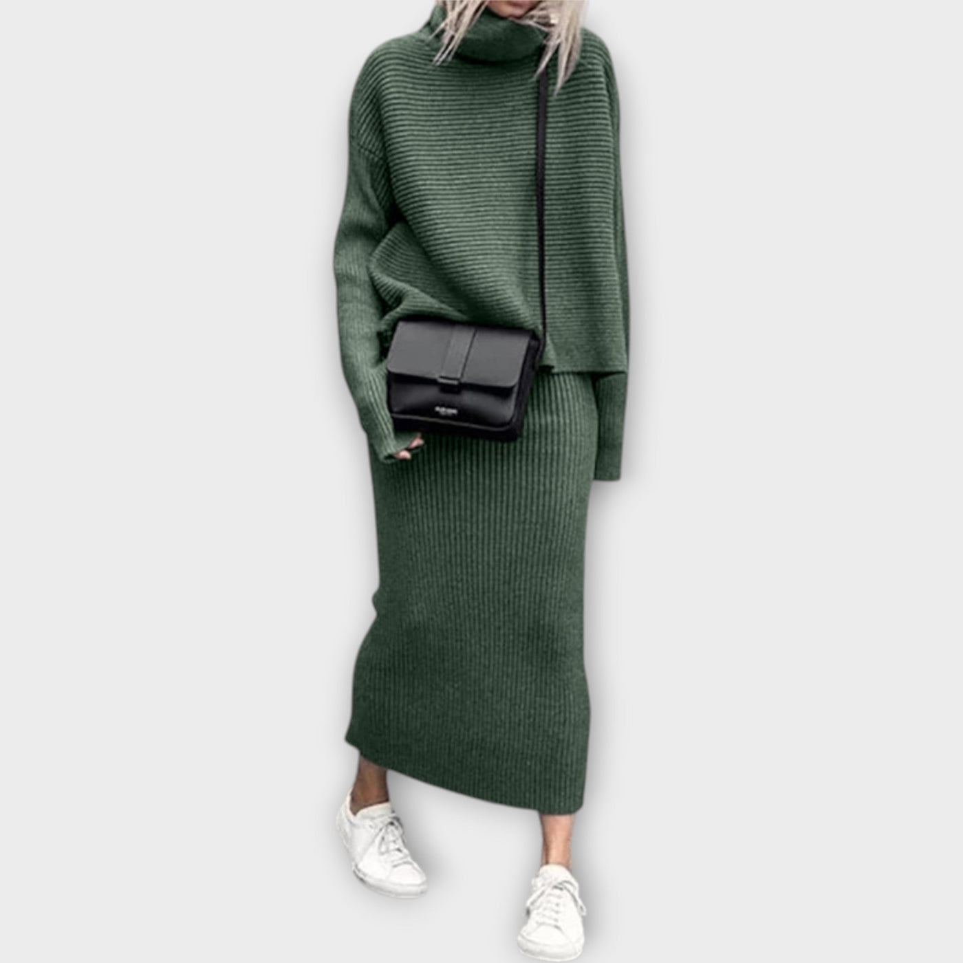 Knitted set with high neck and skirt