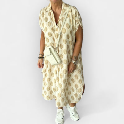 Summer dress with a neckline and a light line