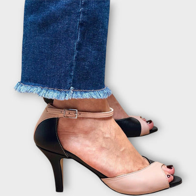 Mid-heeled two-tone heels