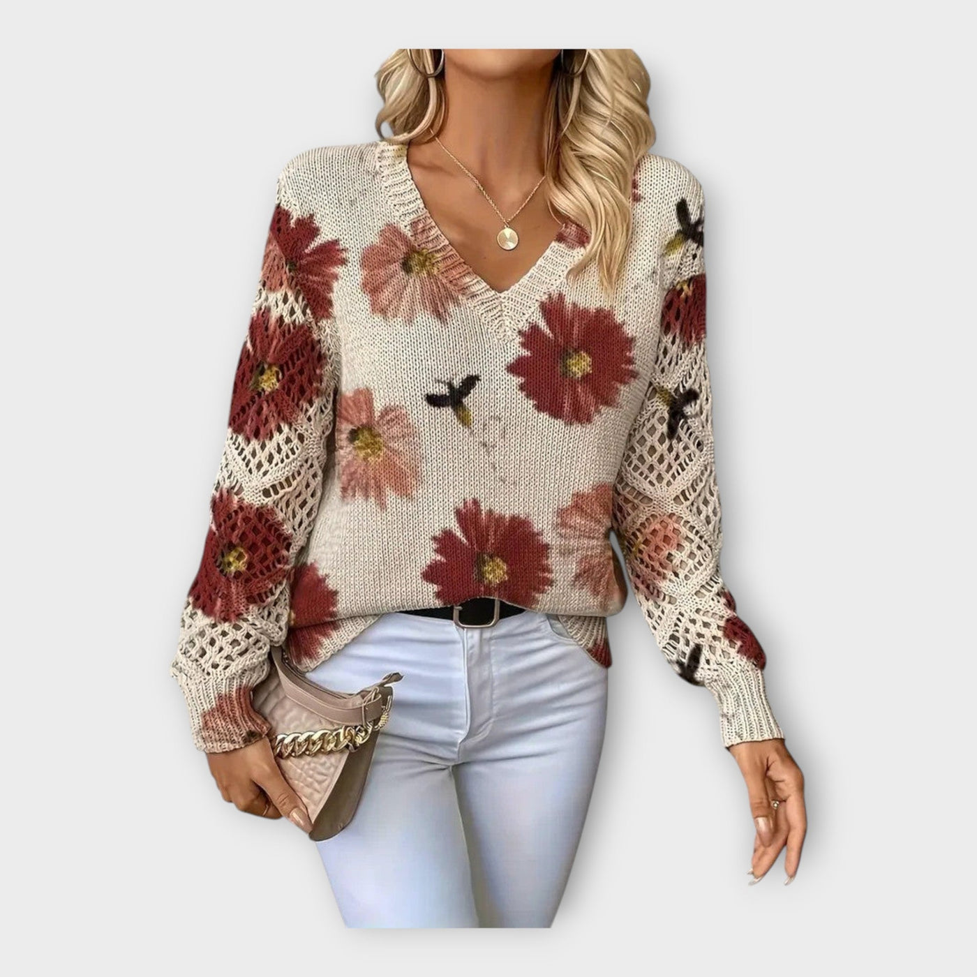 Knitted plus with lace details