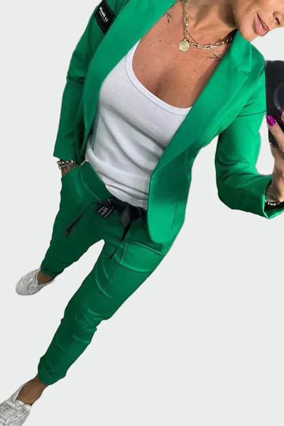 An effortlessly elegant two-piece suit