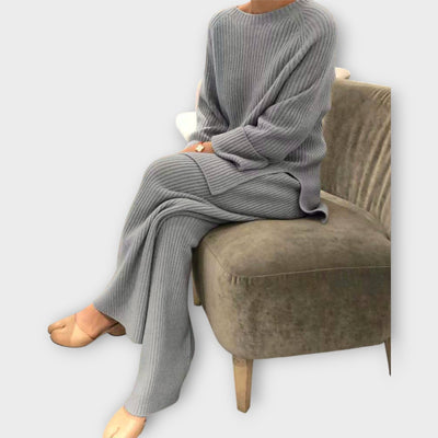 Knitted set with openwork pattern