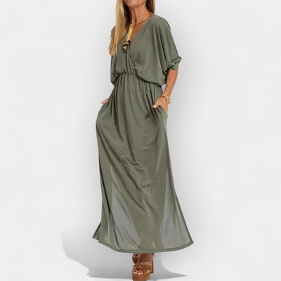 Long dress in retro style