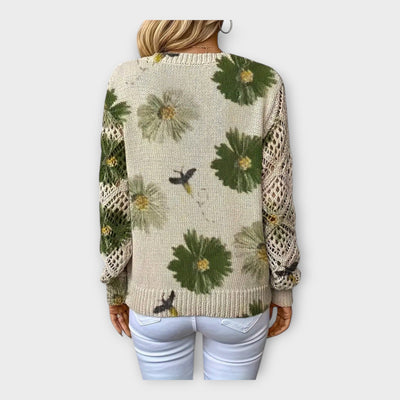 Knitted plus with lace details