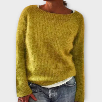 Solid color knitted sweater