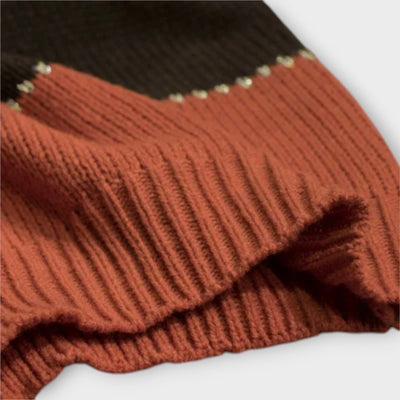 Loose and comfortable sweater