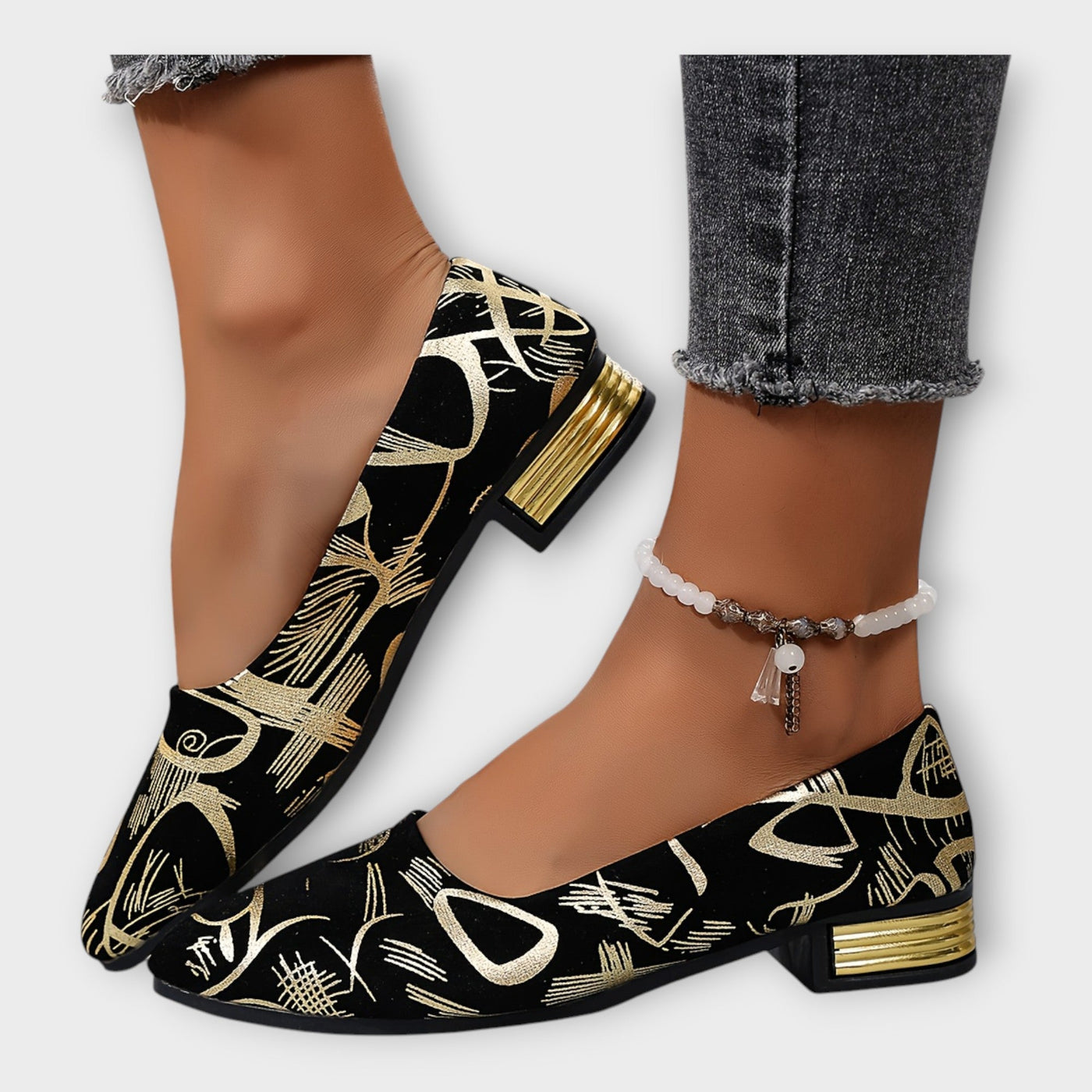 Elegant loafers with intricate details