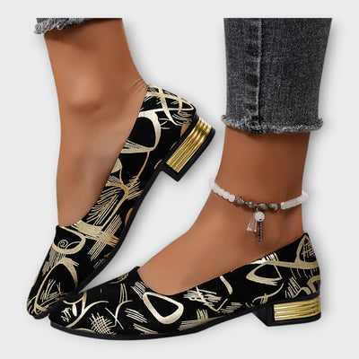 Elegant loafers with intricate details