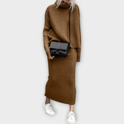 Knitted set with high neck and skirt