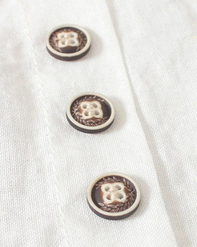 Blouse with buttons and short sleeves