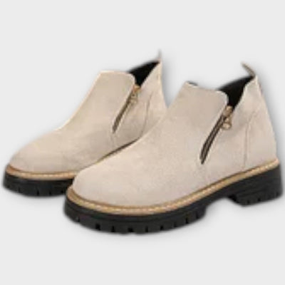 Elegant and comforable boots
