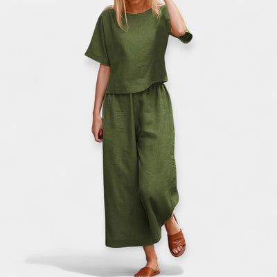 Airy short-sleeved trouser set