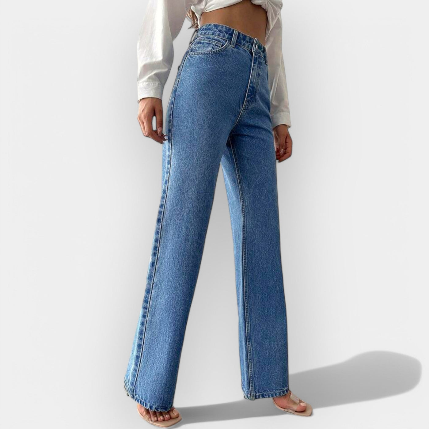High-waisted wide trousers