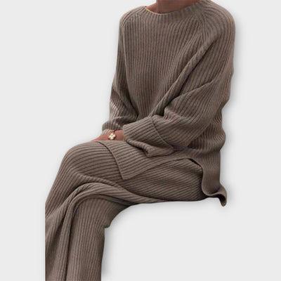 Knitted set with openwork pattern