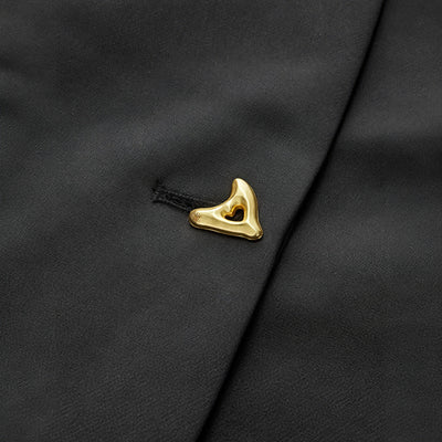 Elegant top with minimalist design