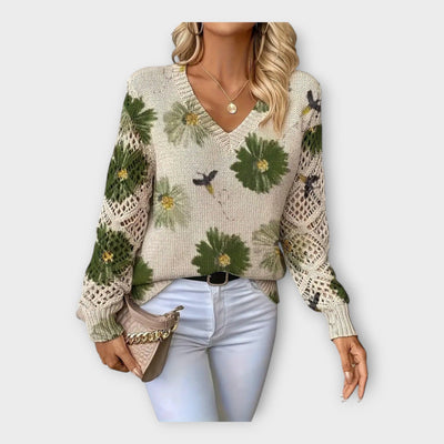 Knitted plus with lace details