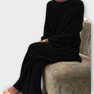 Knitted set with openwork pattern