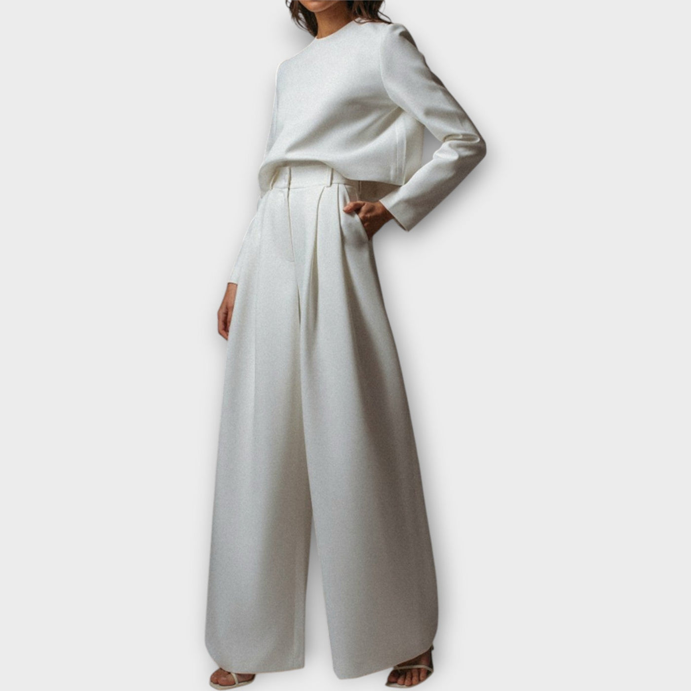 A set of elegant simplicity and timeless style