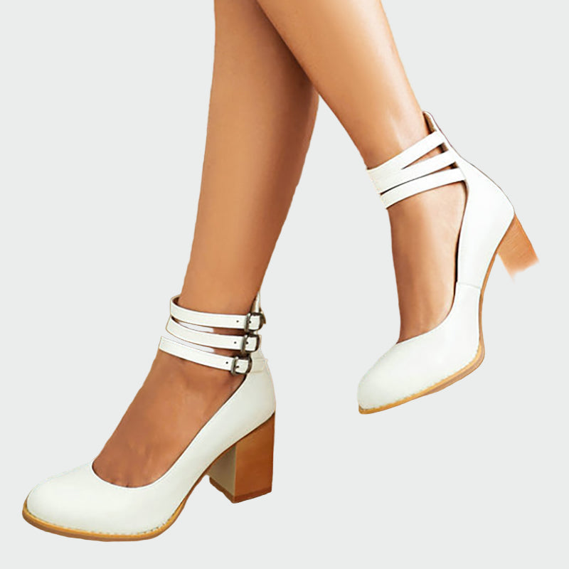 Elegant sandals with block heels