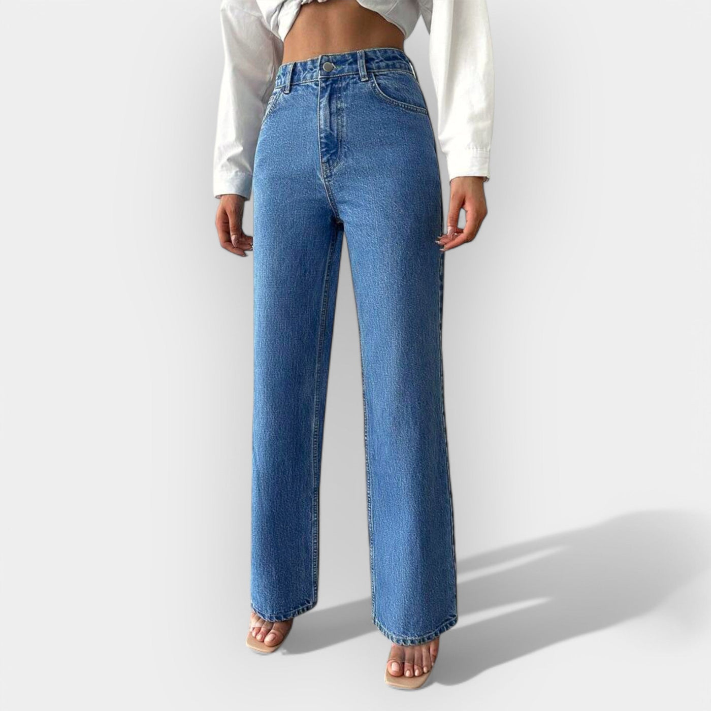 High-waisted wide trousers