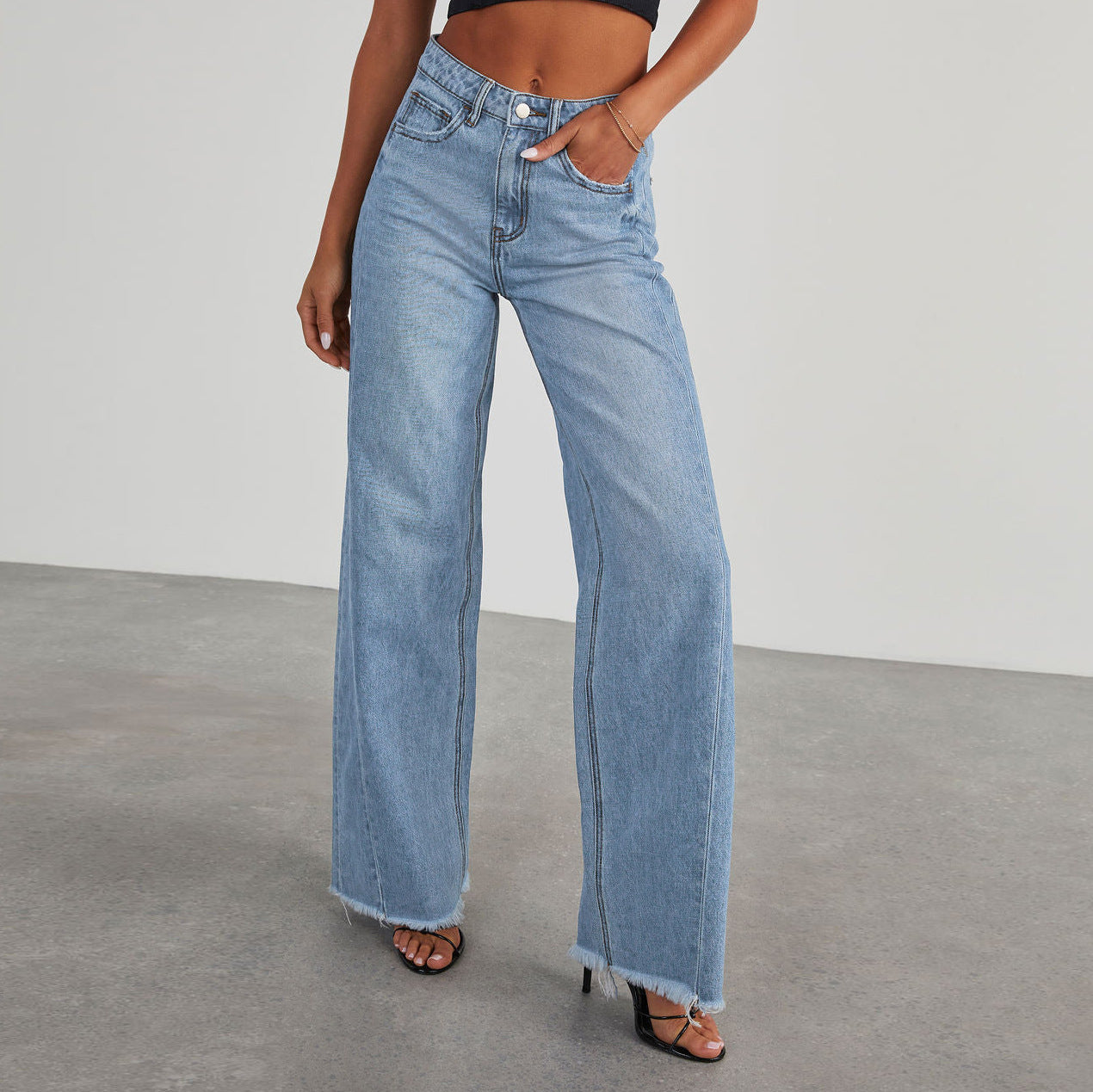 High-waisted Straight Fit Jeans