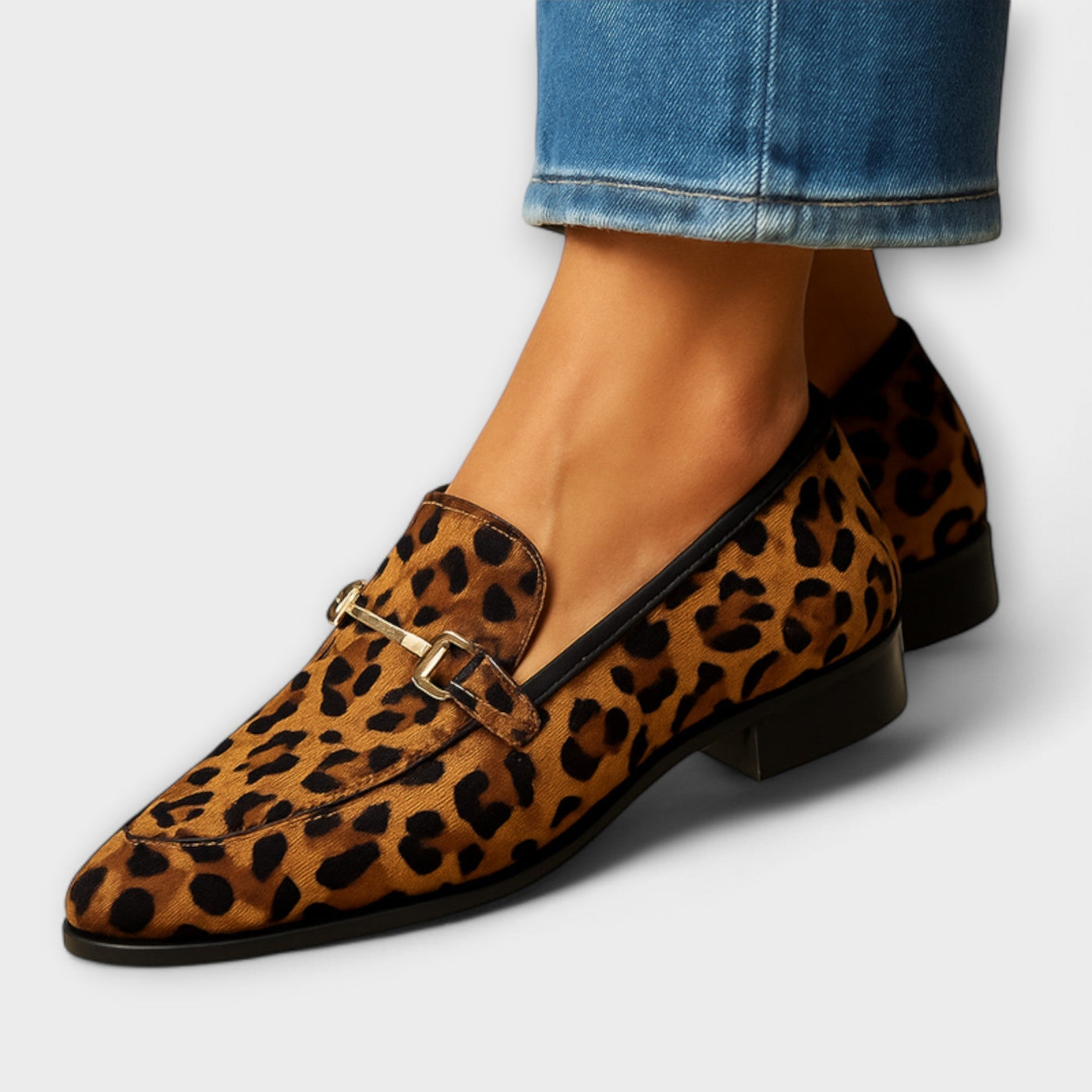 Chic leopard print moccasins