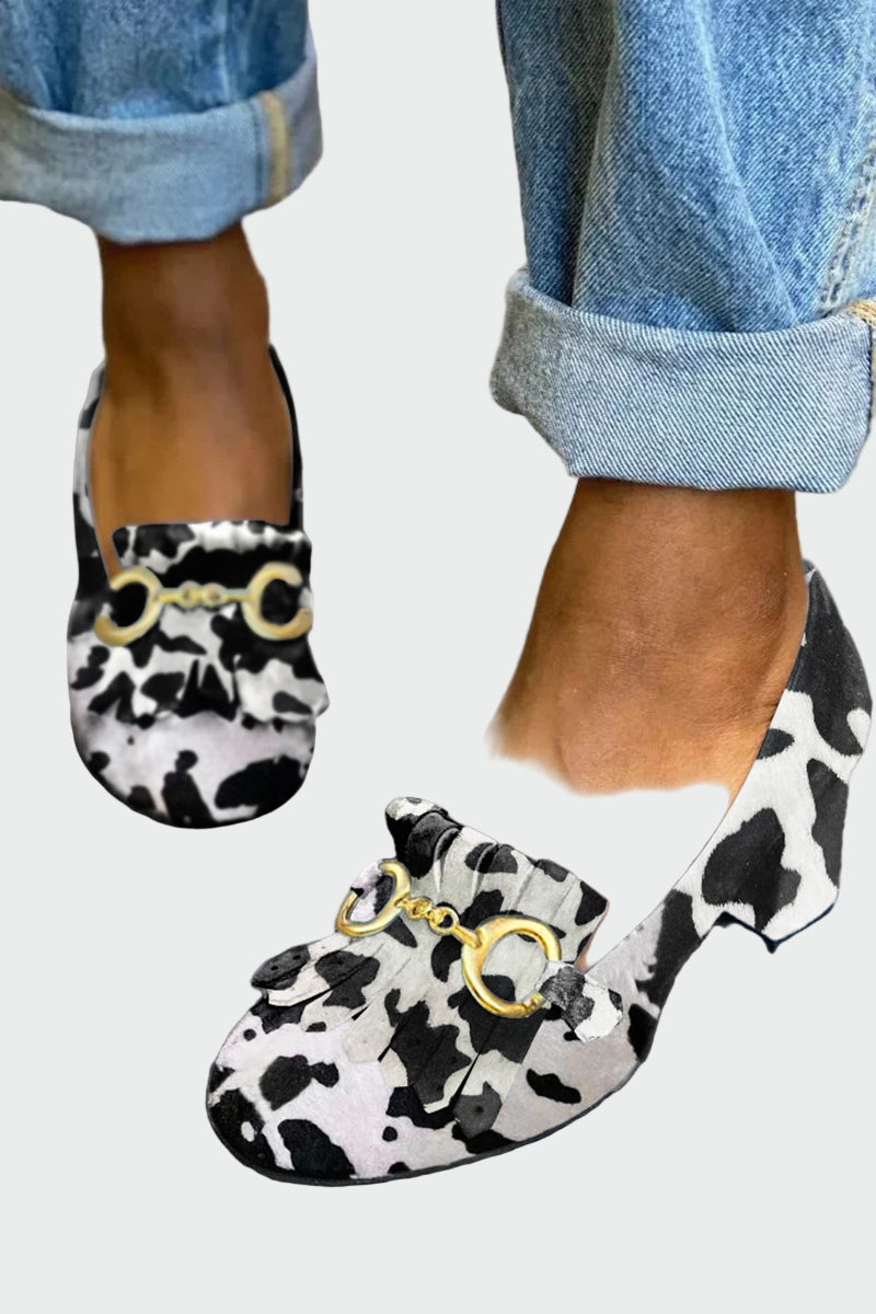 Heels with fringe and gold buckle