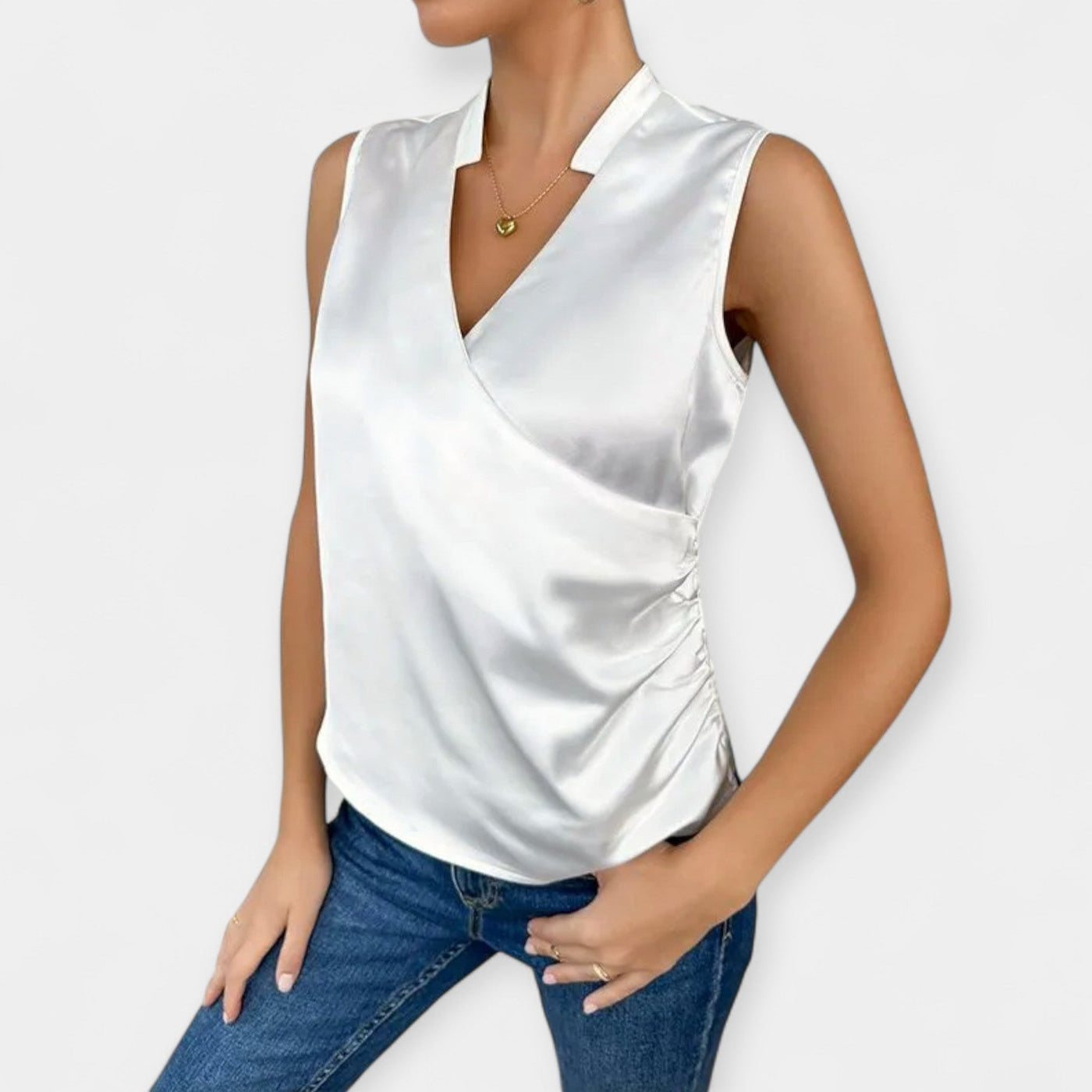Sleeveless solid color top