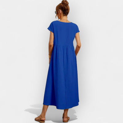 Lightweight cotton dress with pockets
