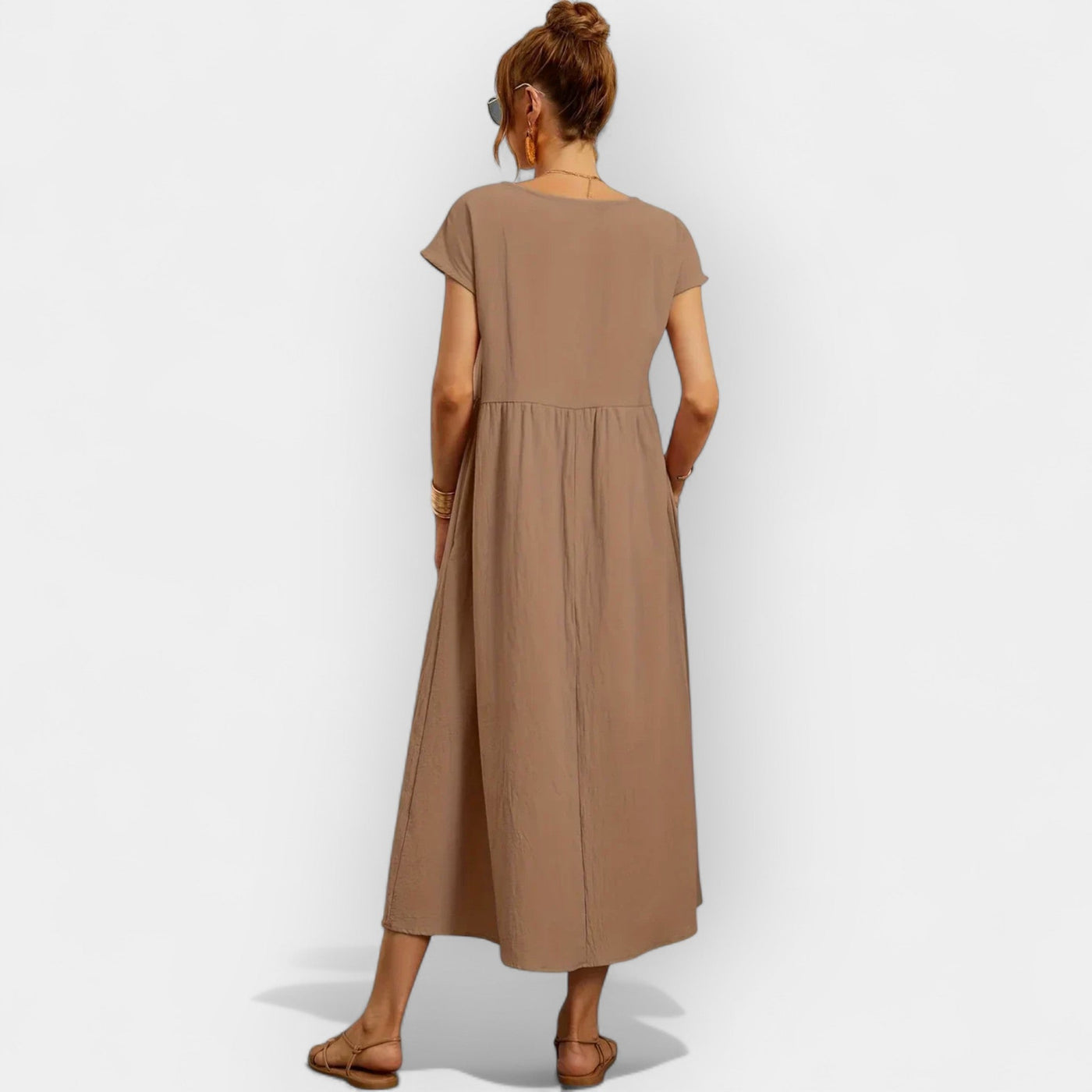 Lightweight cotton dress with pockets