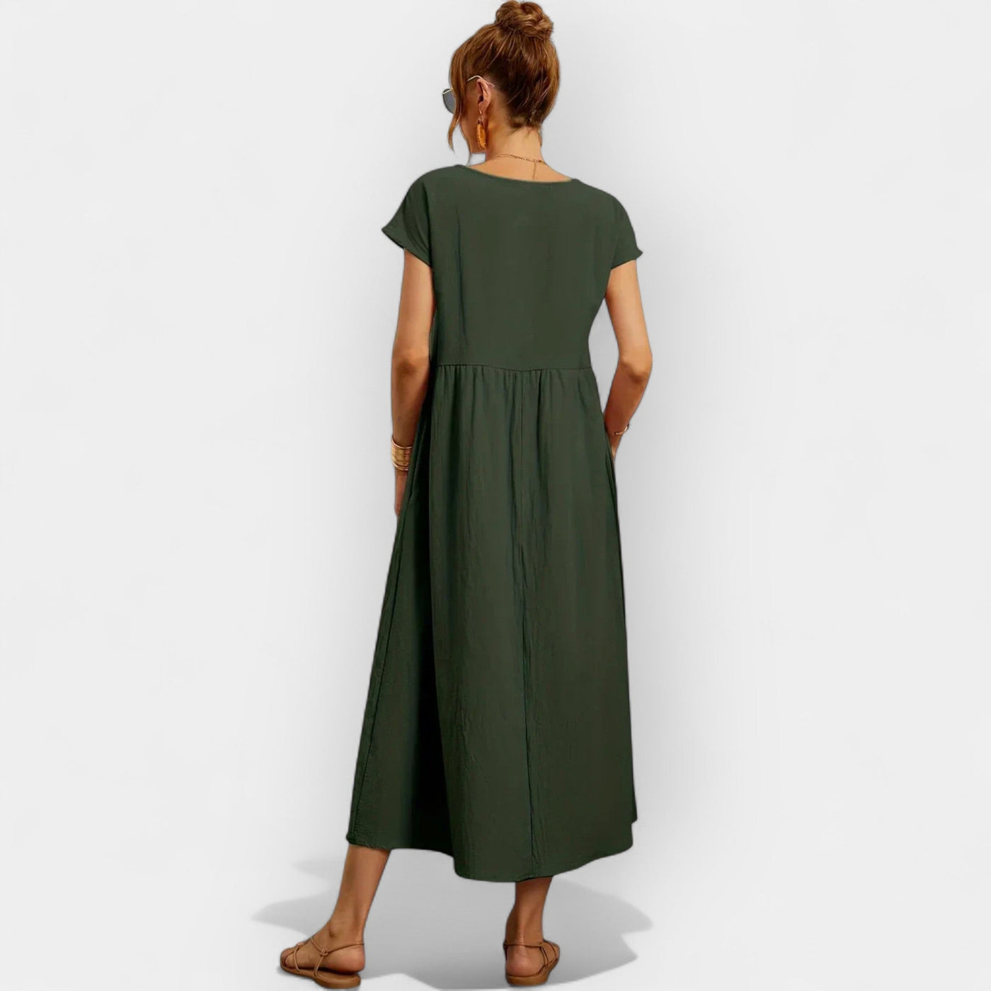 Lightweight cotton dress with pockets