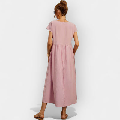 Lightweight cotton dress with pockets