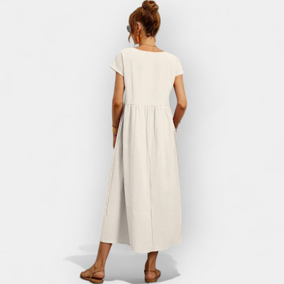 Lightweight cotton dress with pockets