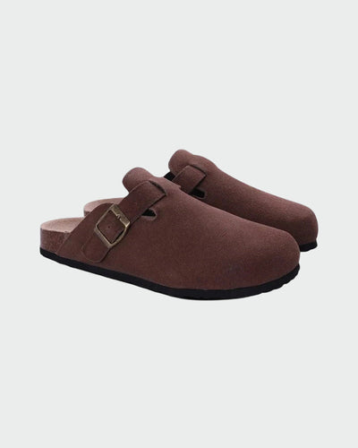 Suede clogs