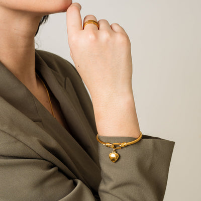 Gold bracelet with heart