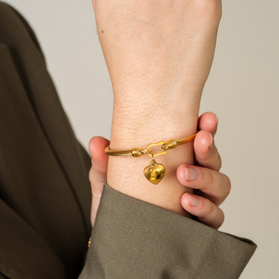 Gold bracelet with heart