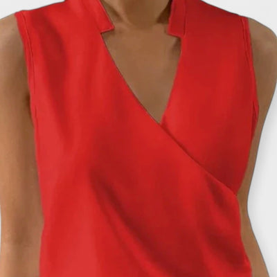 Sleeveless solid color top