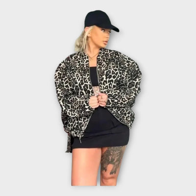 Elegant patterned blazer