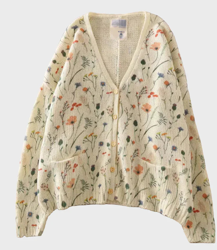 Elegant knitted vest with floral pattern