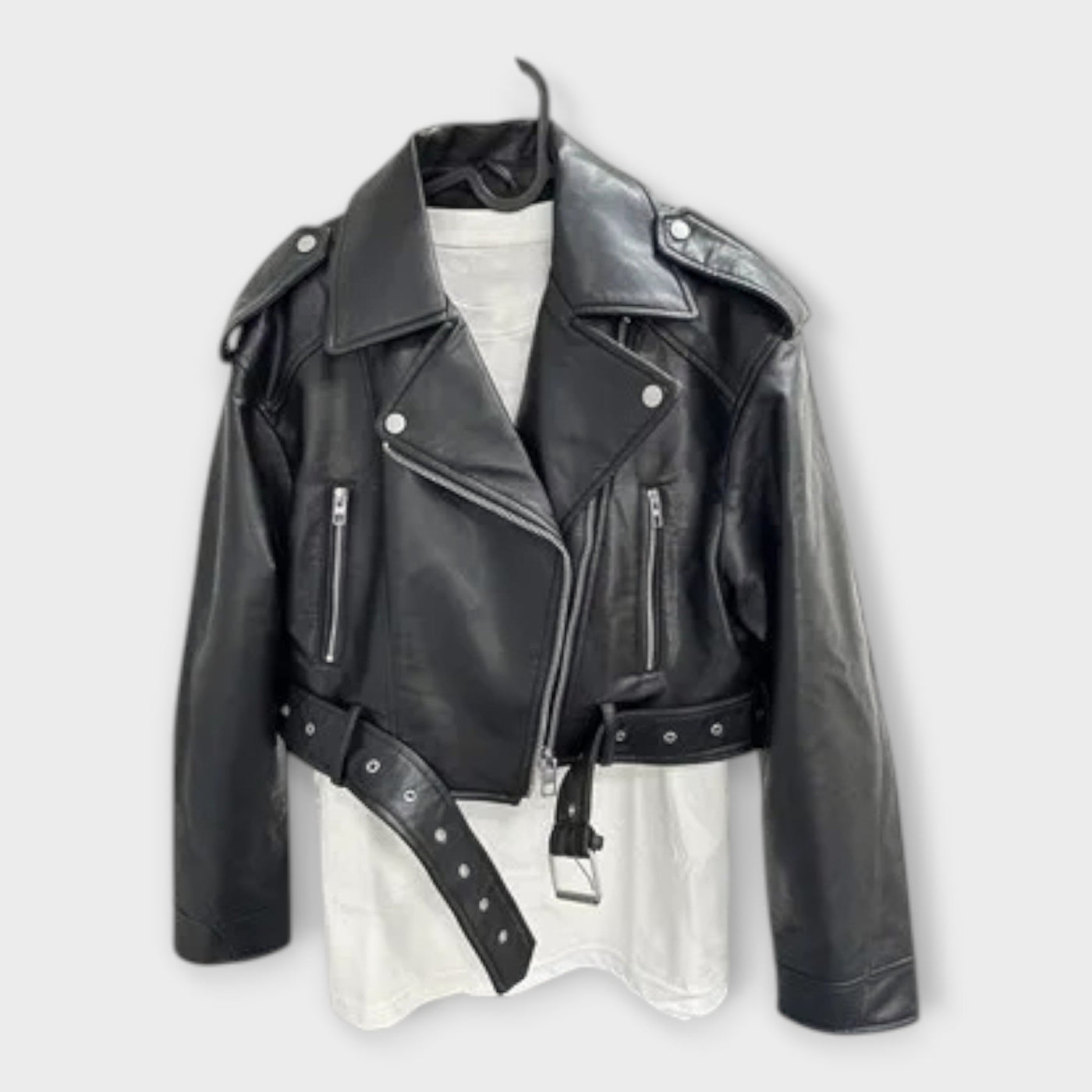 Fashionable leather jacket with belt