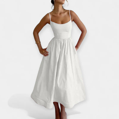 Midi dress with round neckline and shoulder straps